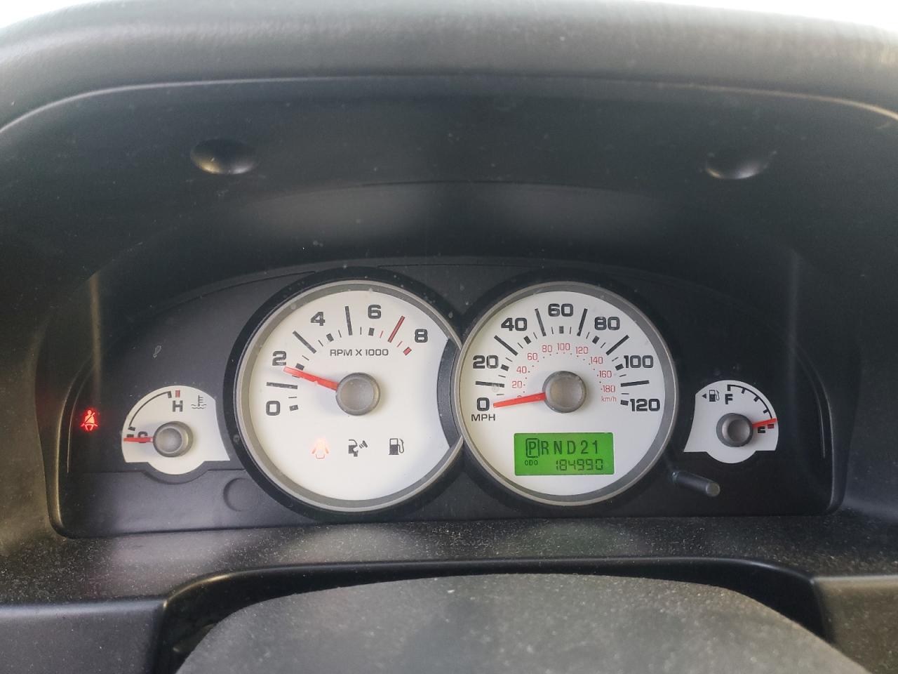 2005 Ford Escape - Image 9