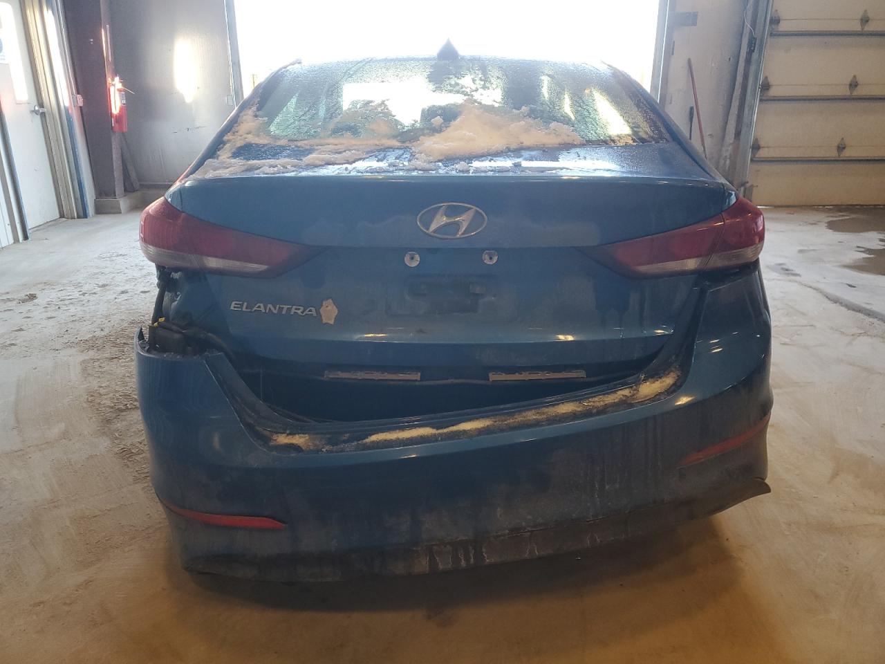 2017 Hyundai Elantra - Image 6