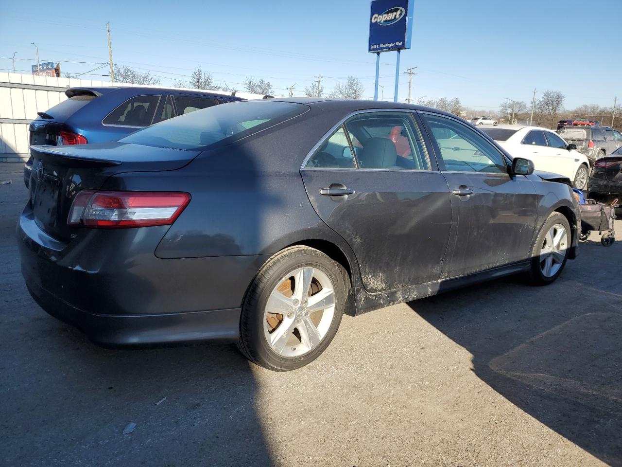 2011 Toyota Camry - Image 3