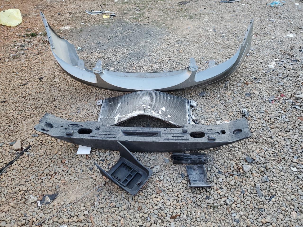 2001 Ford Taurus Se VIN: 1FAFP53281G268423 Lot: 82690074