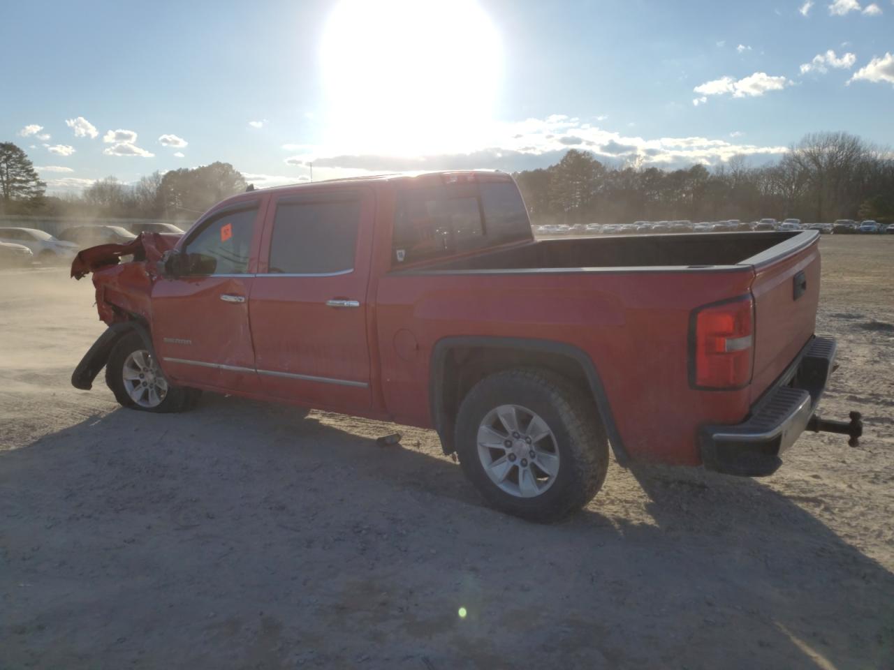 2015 GMC Sierra - Image 2