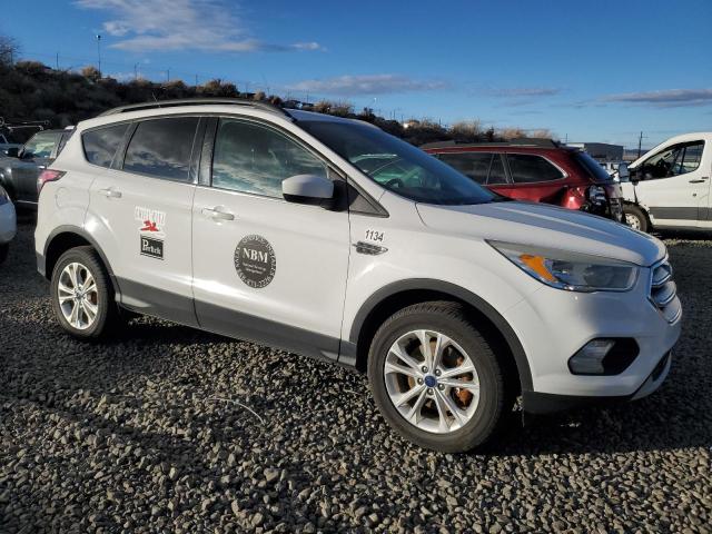  FORD ESCAPE 2018 Белый