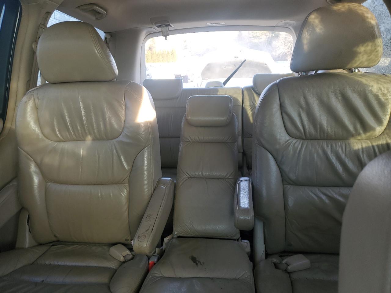 2005 Honda Odyssey - Image 10