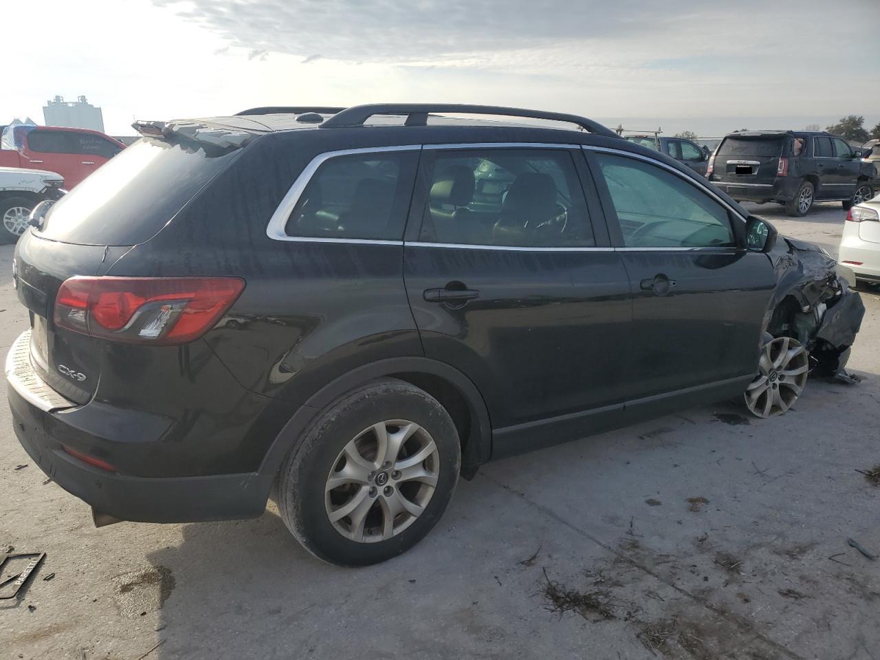 2013 Mazda CX-9 - Image 3