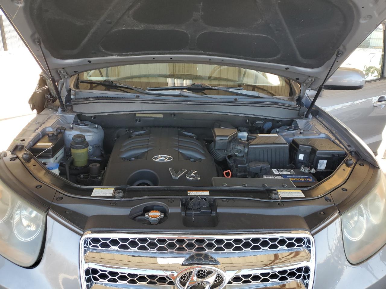 2007 Hyundai Santa Fe - Image 12