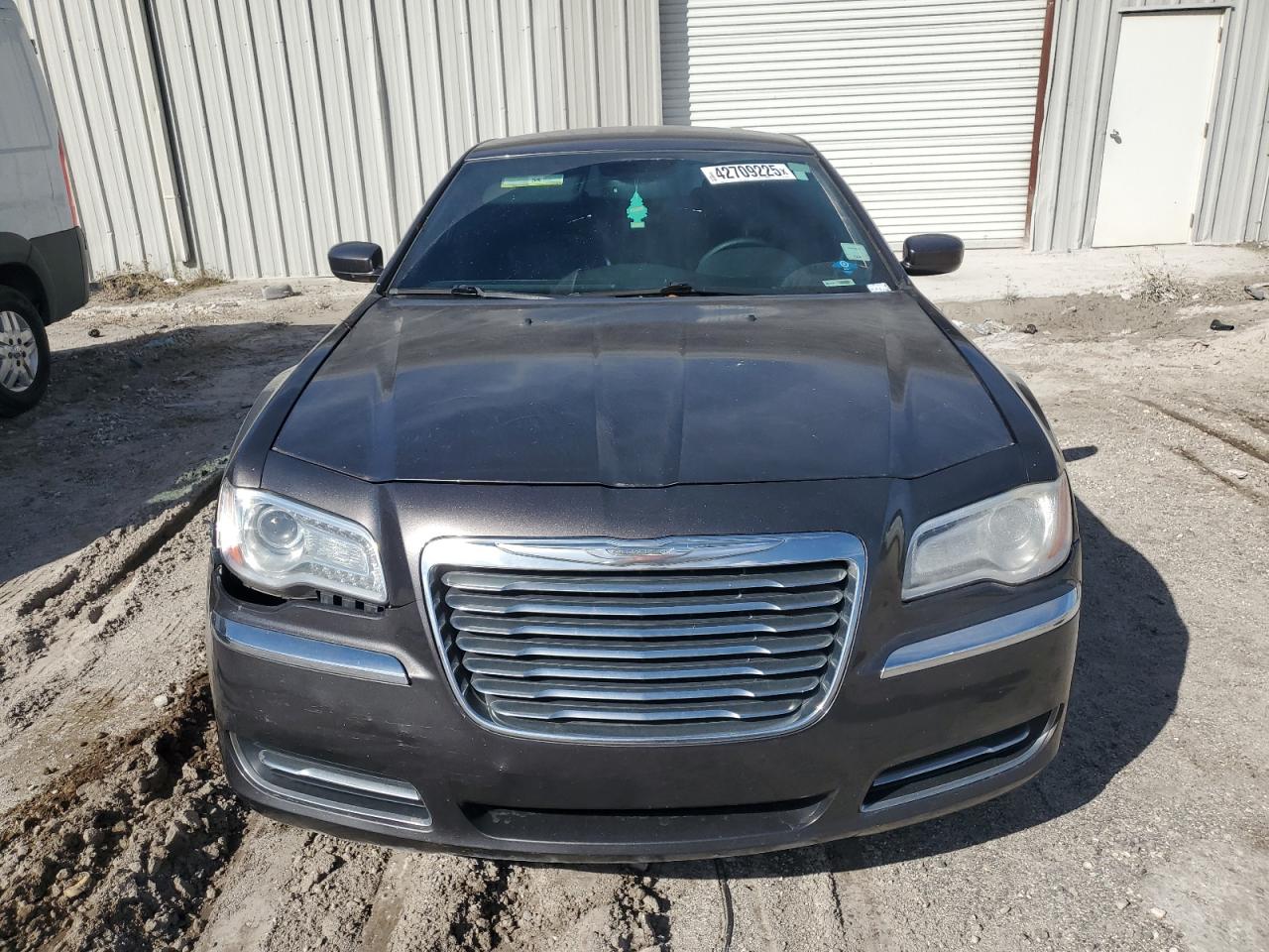 2014 Chrysler 300 - Image 5