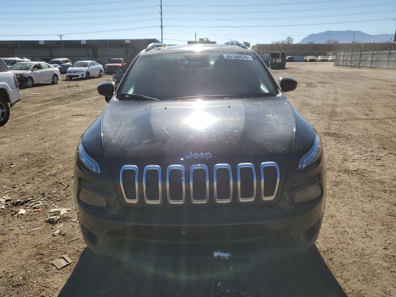 2017 Jeep Grand Cherokee - Image 5