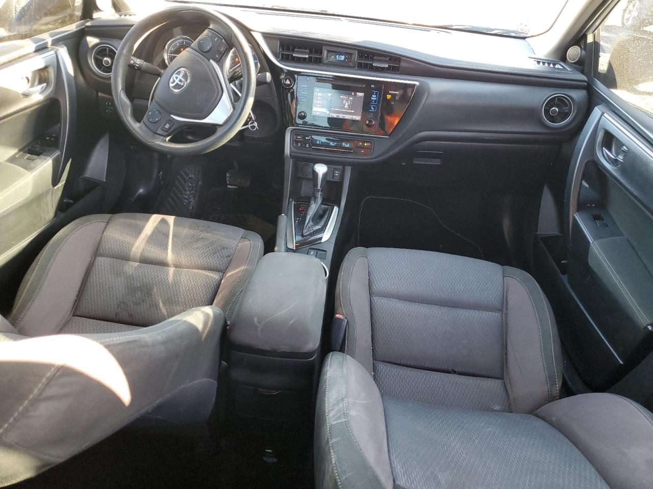 2017 Toyota Corolla - Image 8