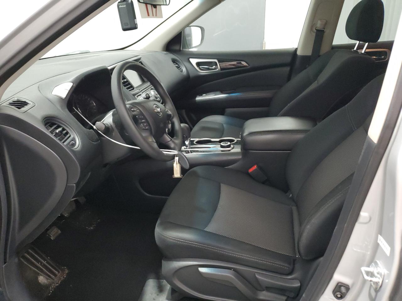 2020 Nissan Pathfinder - Image 7