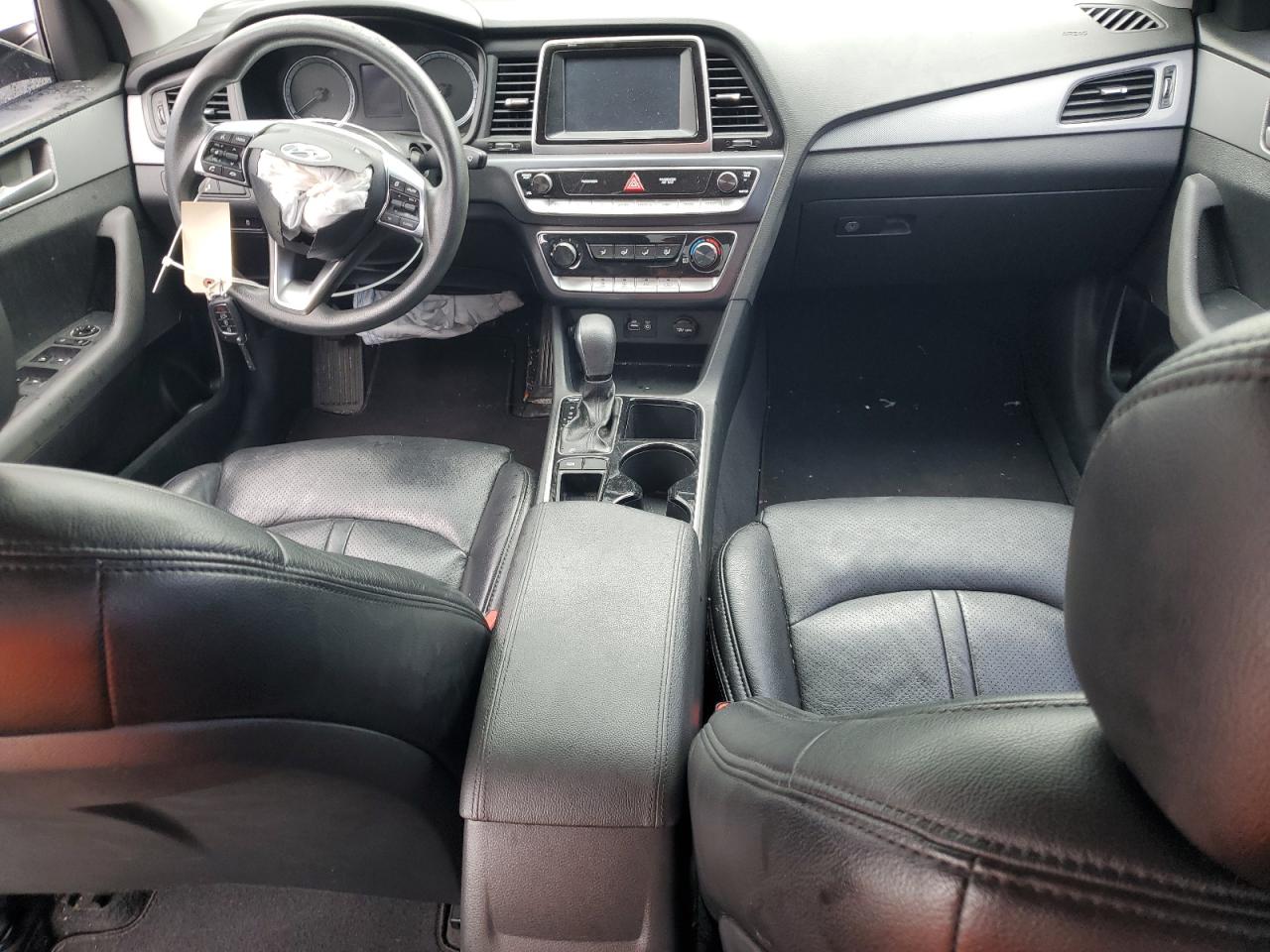 2018 Hyundai Sonata - Image 8