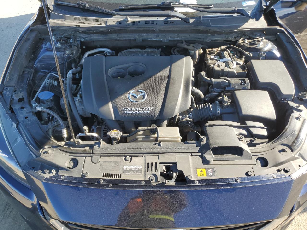 2017 Mazda 3 - Image 11