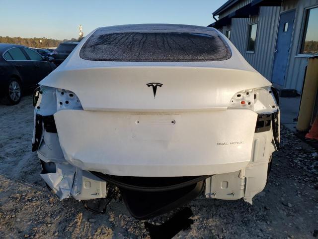  TESLA MODEL Y 2024 White