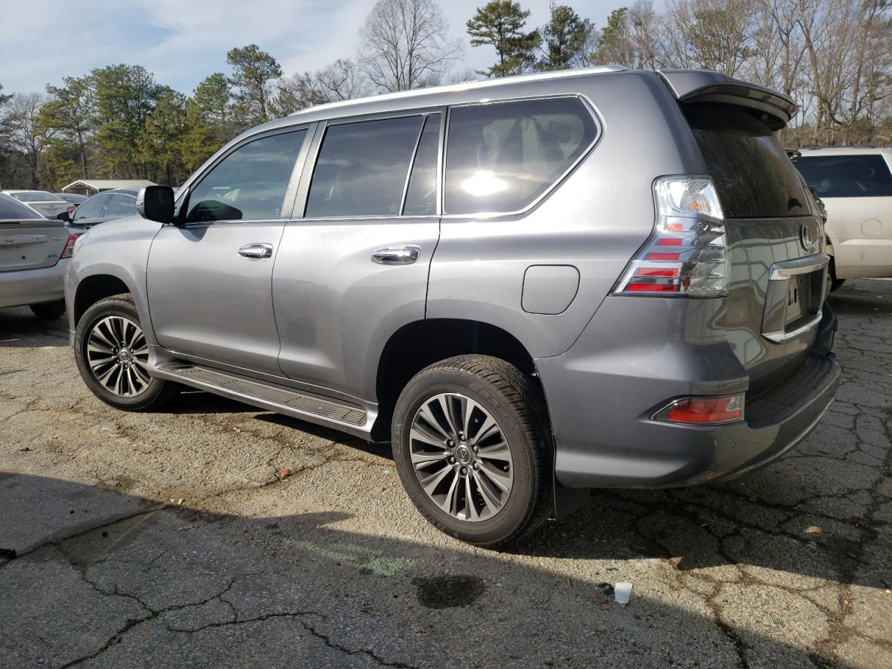 2023 Lexus GX - Image 2