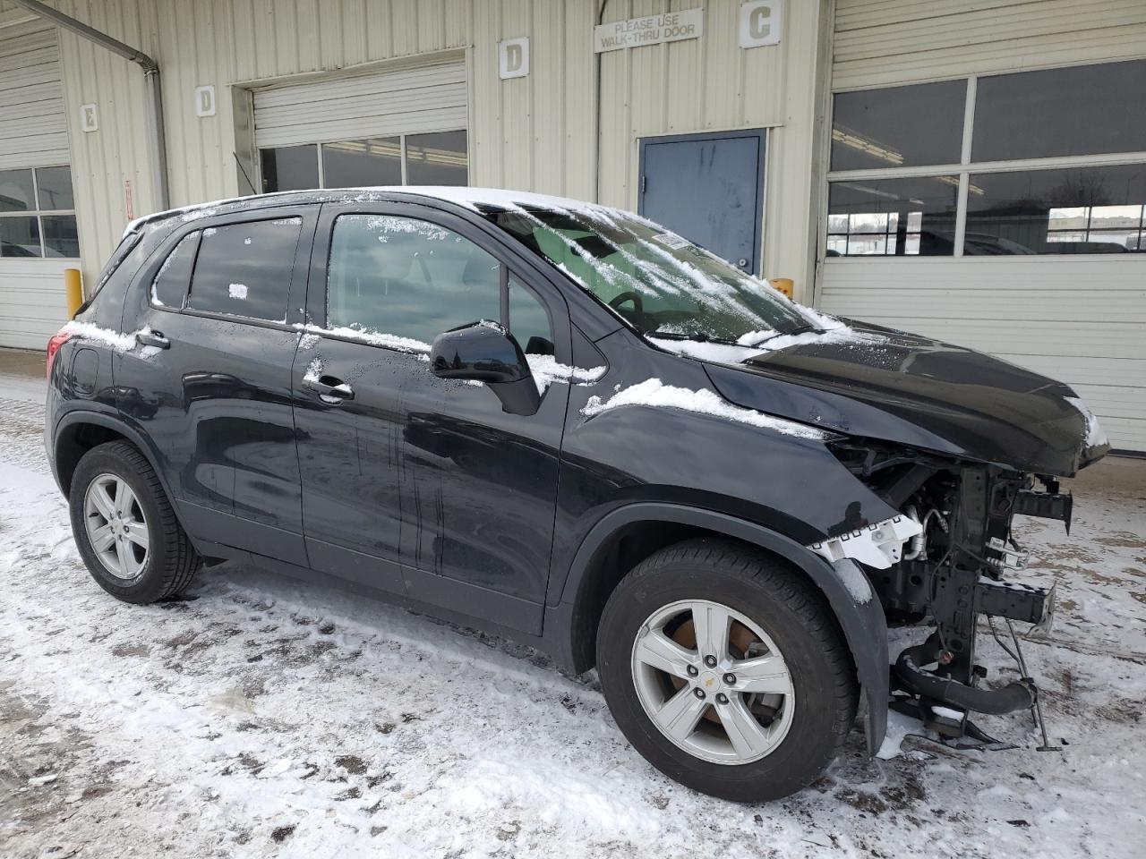 2020 Chevrolet Trax - Image 4
