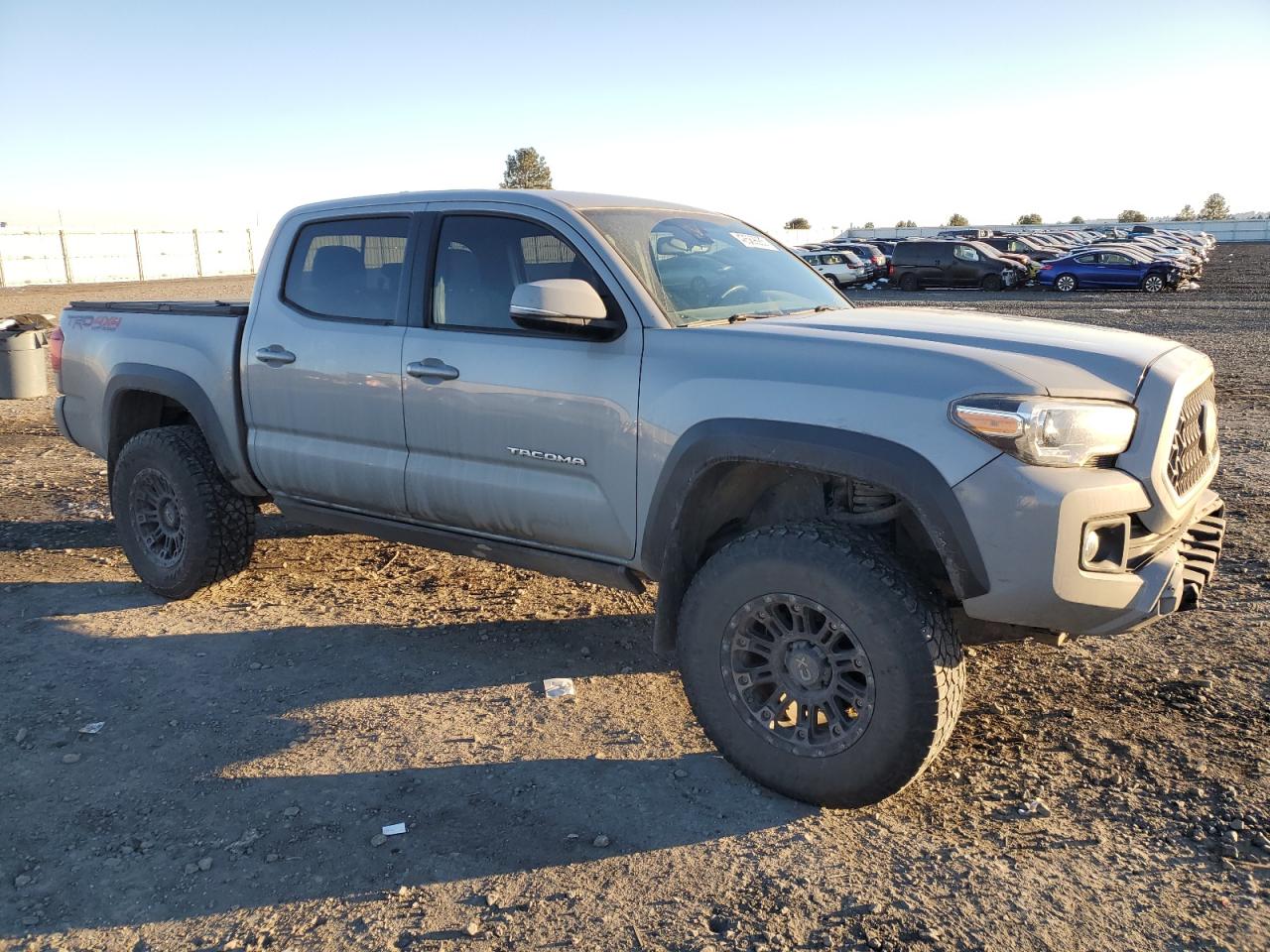 2018 Toyota Tacoma - Image 4