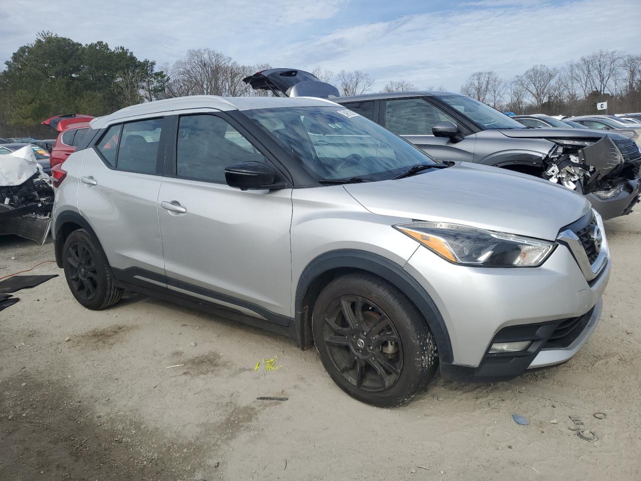 2020 Nissan Kicks - Image 4