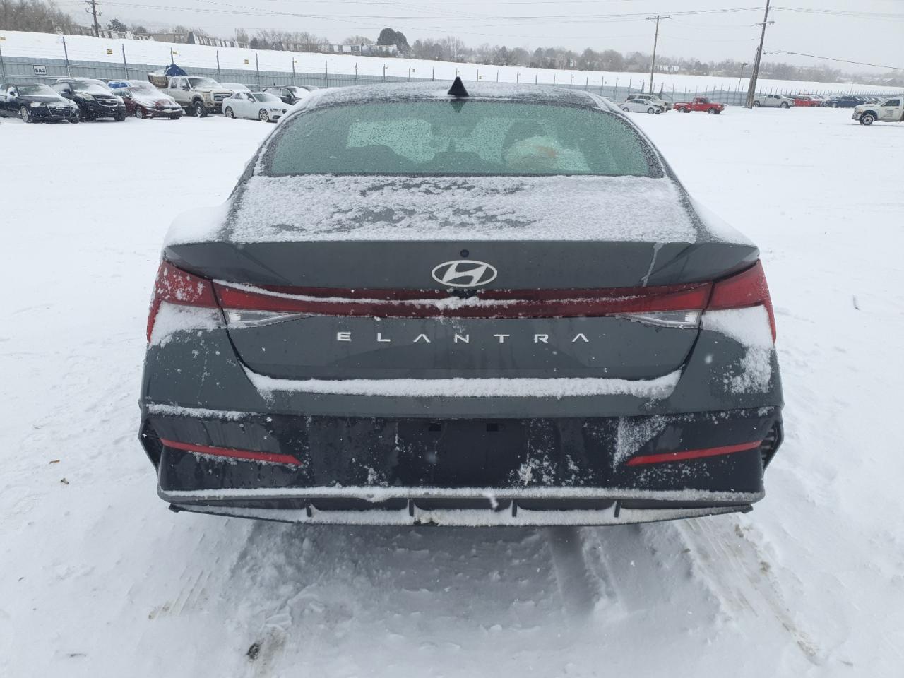 2024 Hyundai Elantra - Image 6