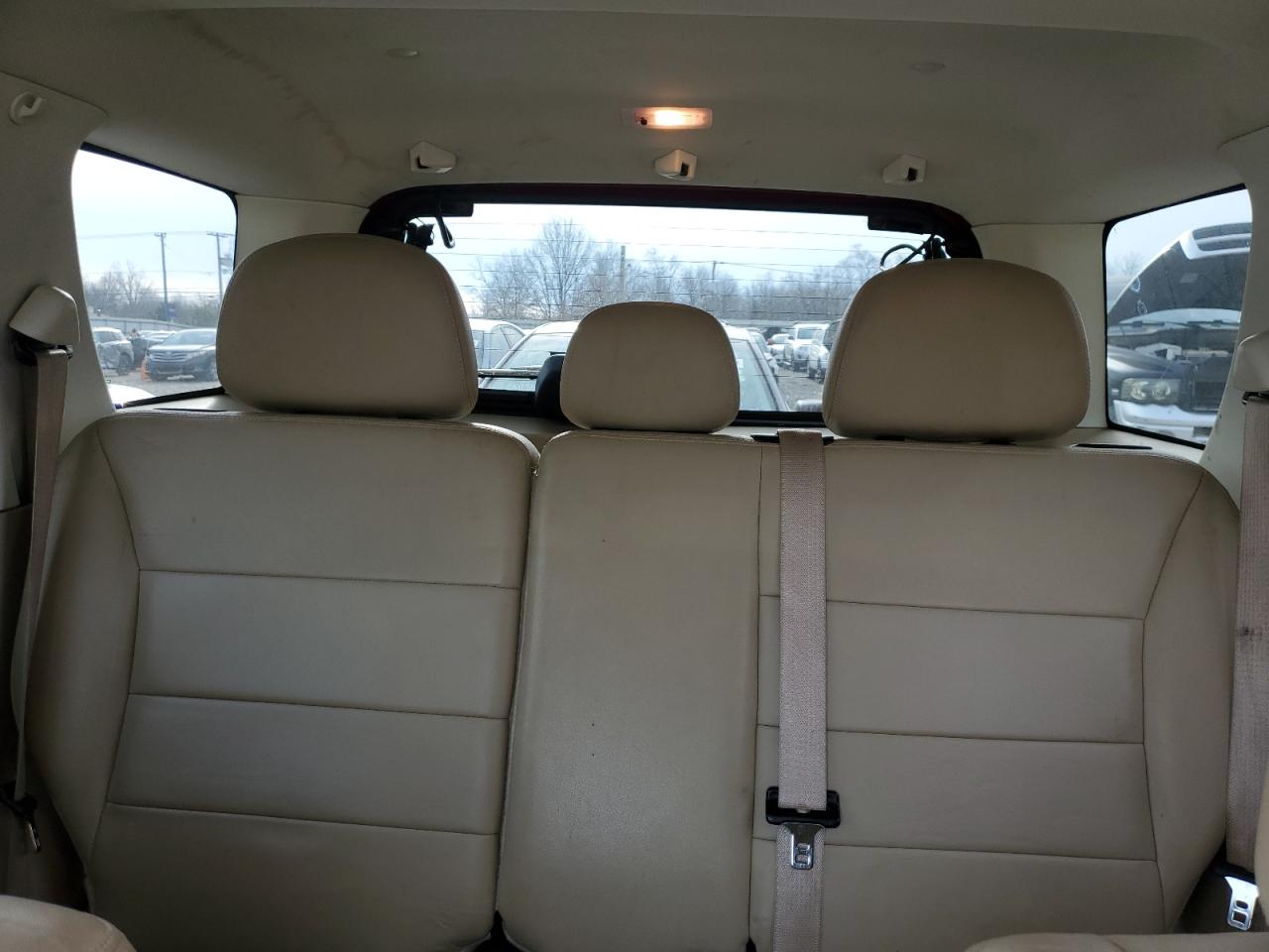 2011 Ford Escape - Image 10