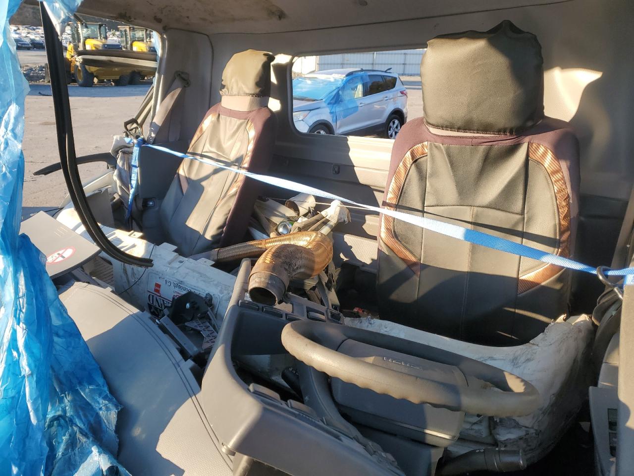 2016 Isuzu Npr VIN: 54DB4W1B4GS808880 Lot: 86942914