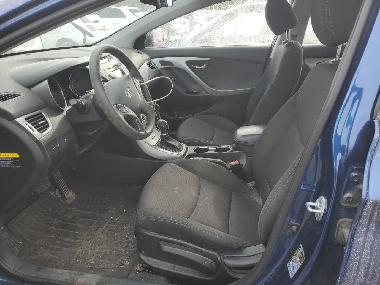 2016 Hyundai Elantra - Image 7