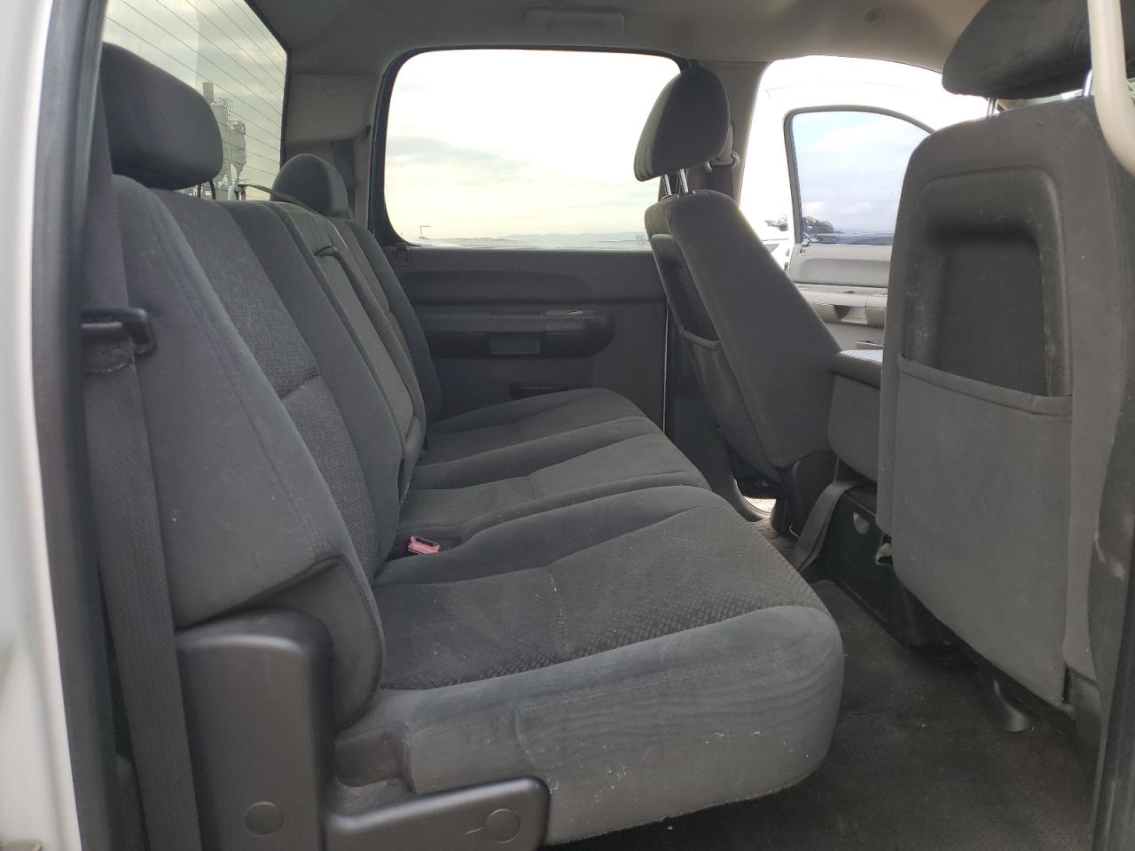 2008 Chevrolet Silverado - Image 10