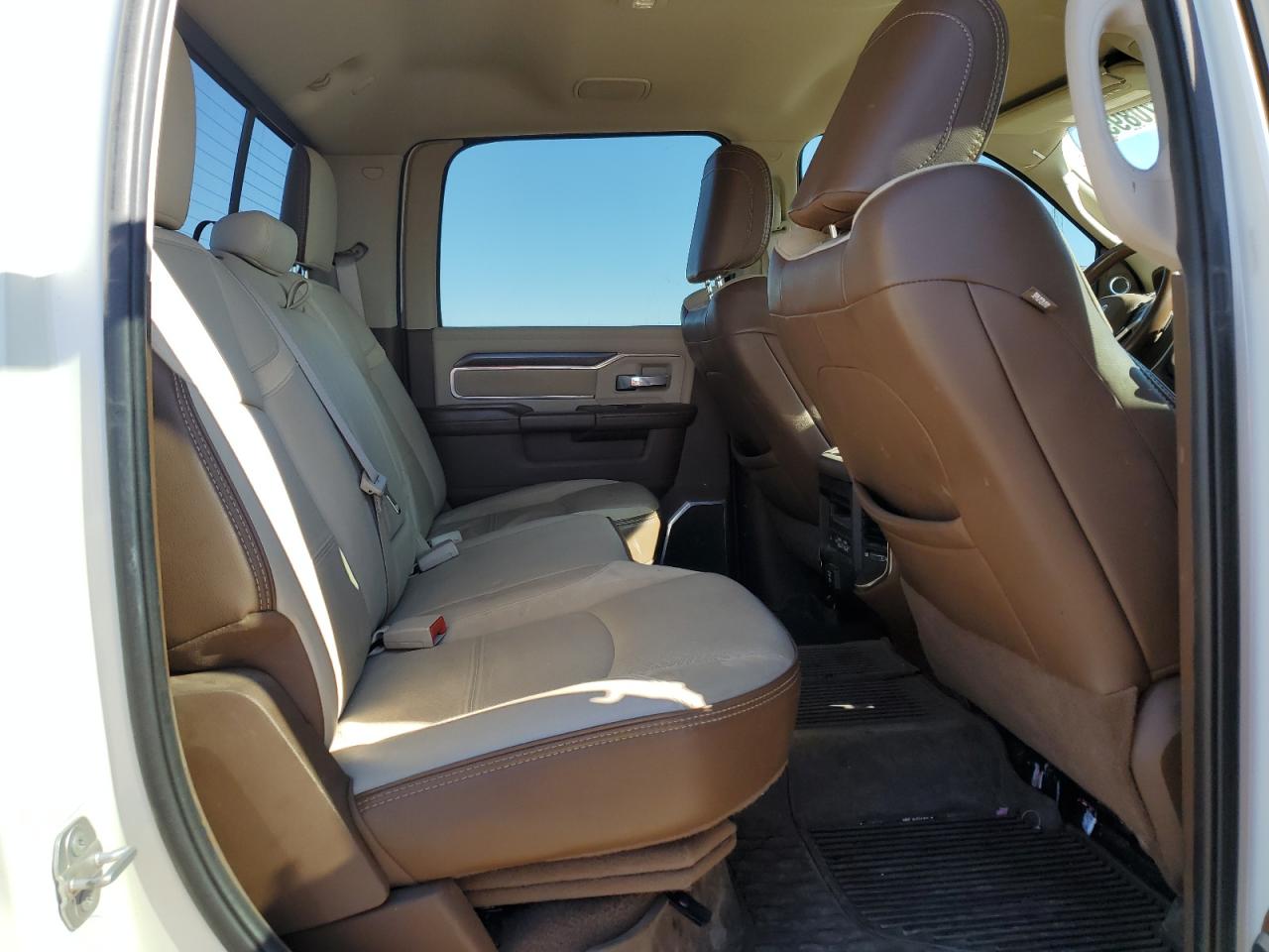 2022 RAM 2500 - Image 10