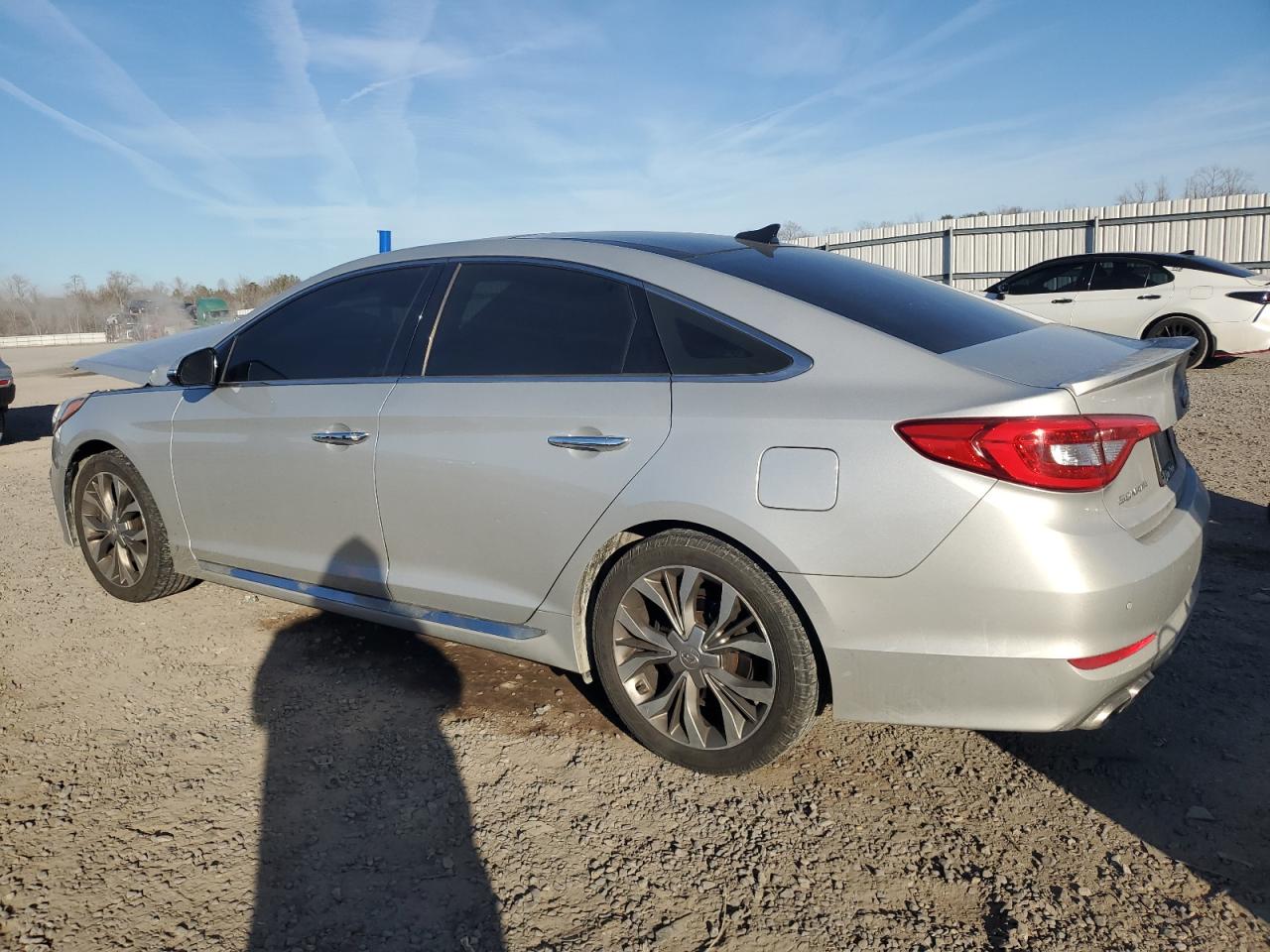 2015 Hyundai Sonata - Image 2