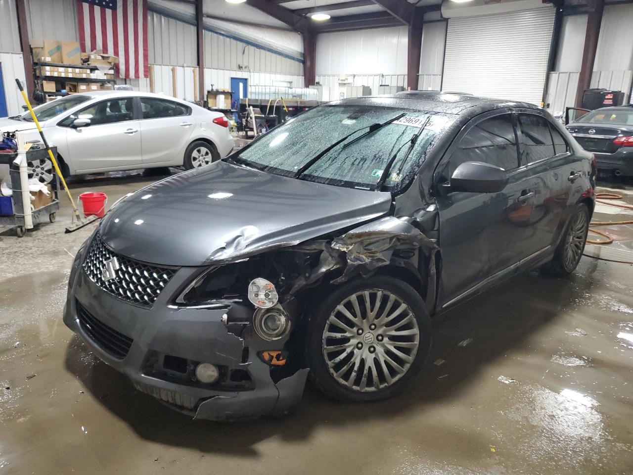 2010 Suzuki Kizashi - Image 1