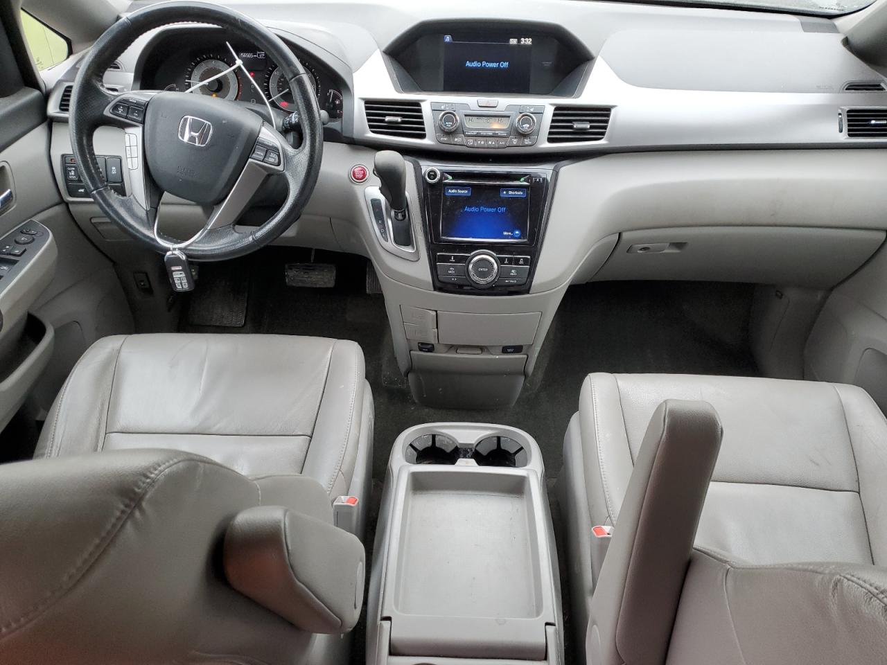 2015 Honda Odyssey - Image 8