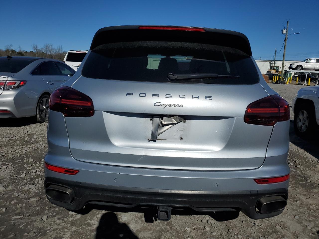 2017 Porsche Cayenne - Image 7