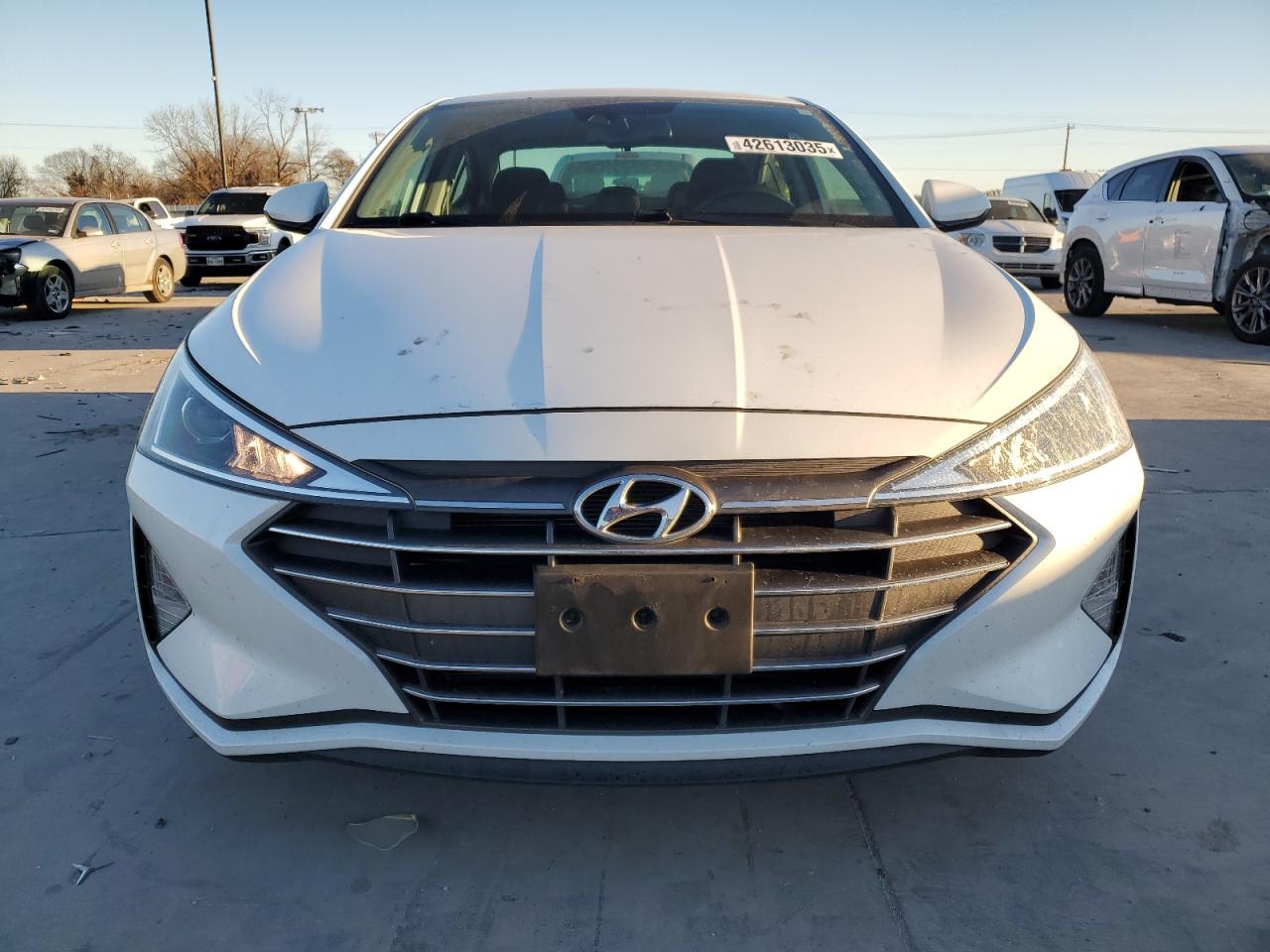 2020 Hyundai Elantra - Image 5