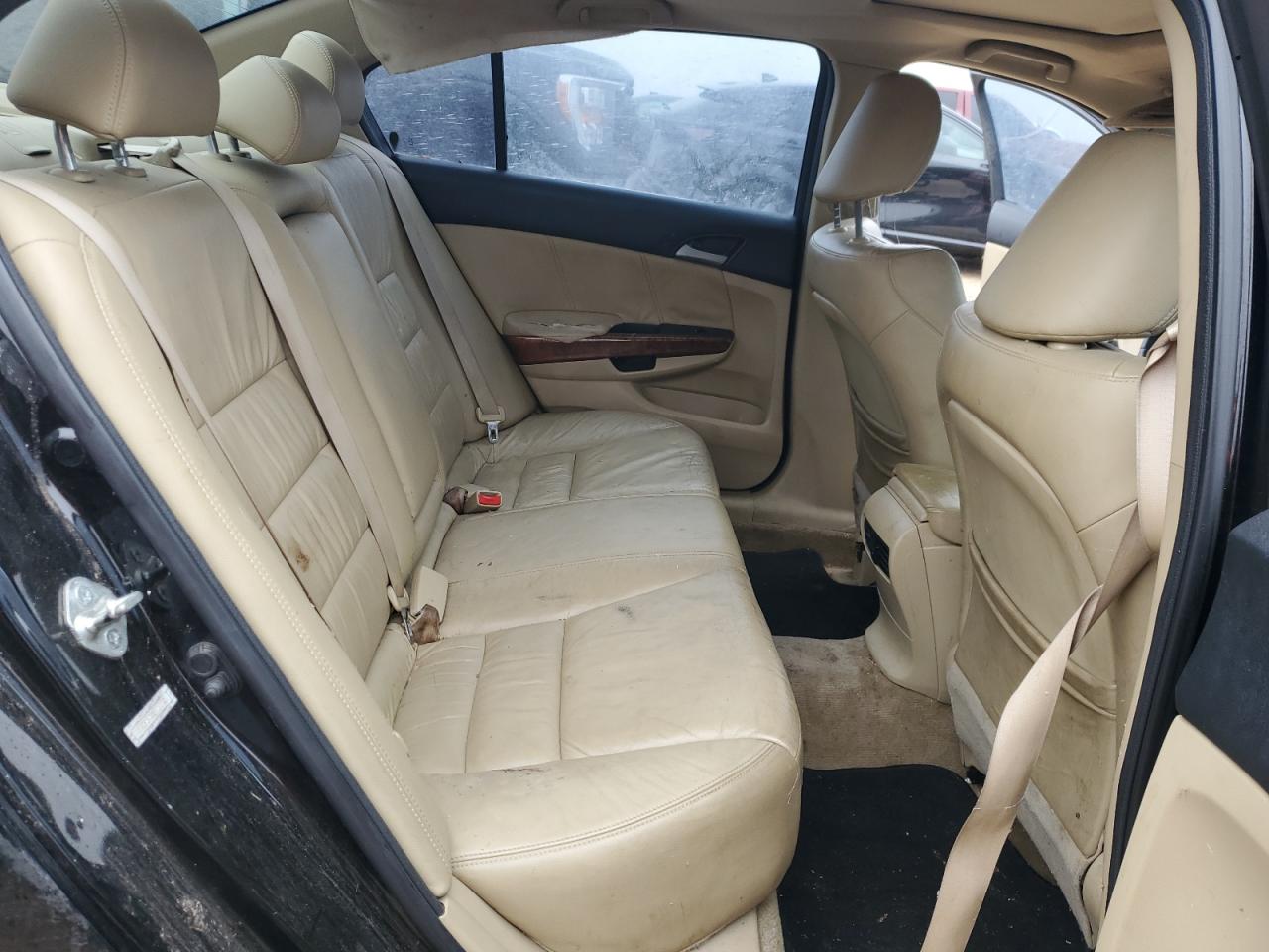 2011 Honda Accord - Image 10