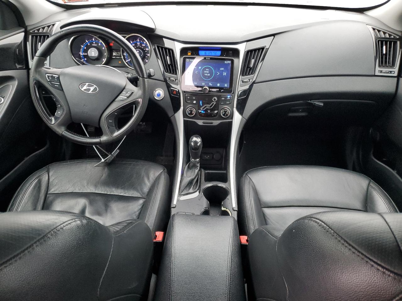 2012 Hyundai Sonata - Image 8