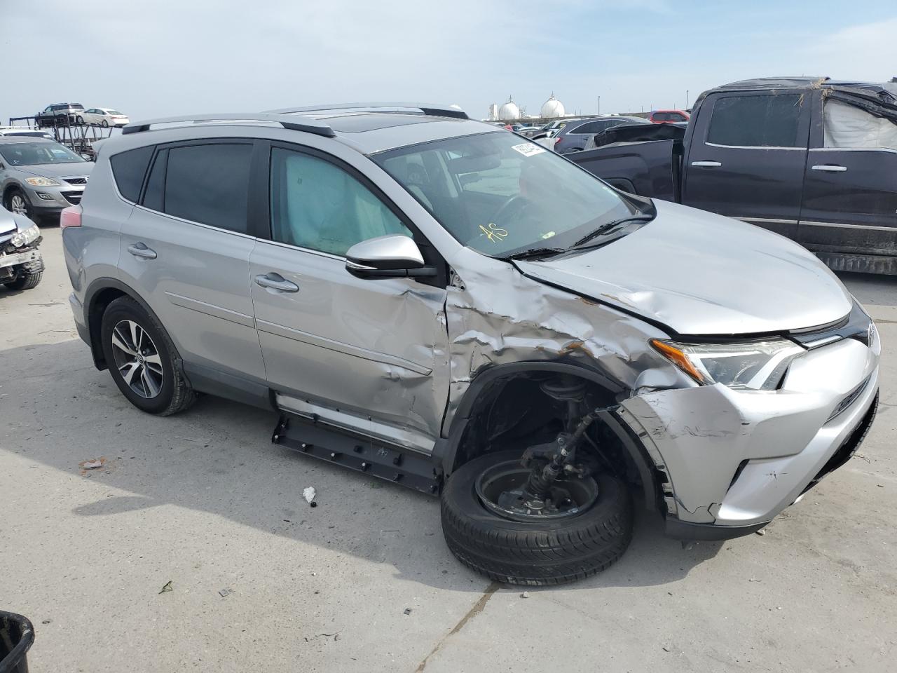 2016 Toyota RAV 4 - Image 4