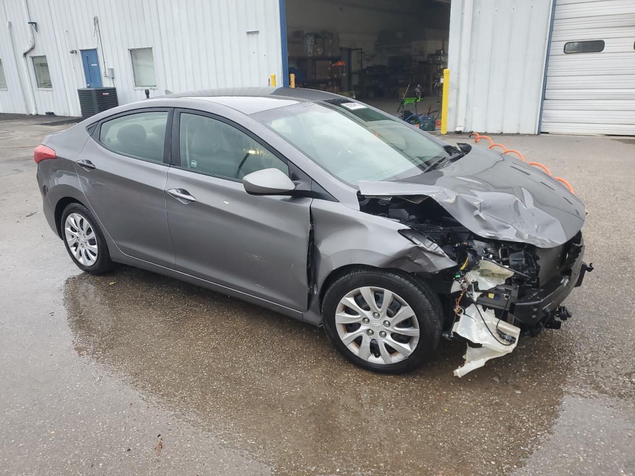 2012 Hyundai Elantra - Image 4