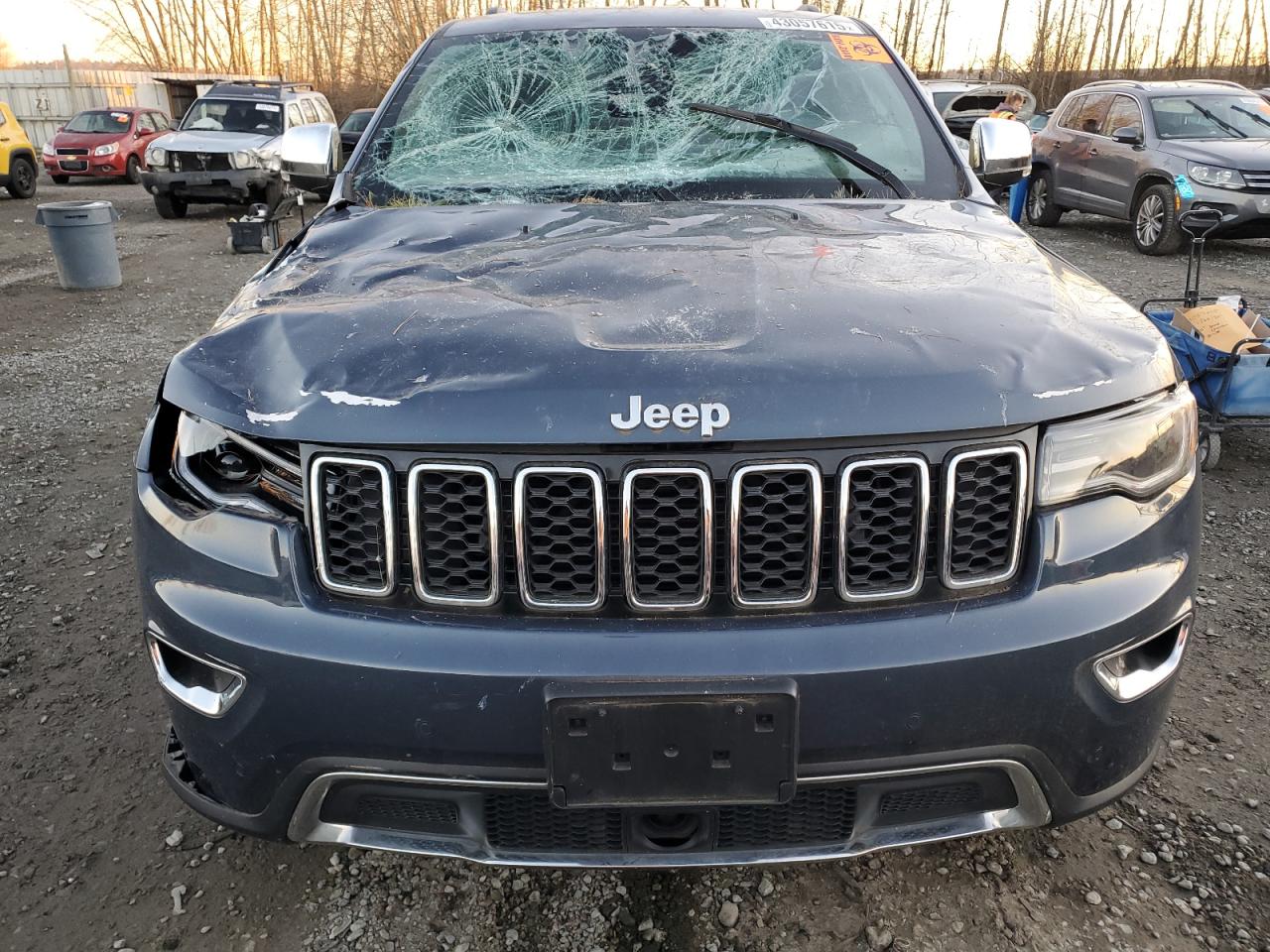 2020 Jeep Grand Cherokee - Image 5
