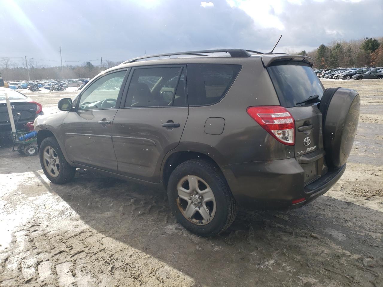 2010 Toyota RAV 4 - Image 2