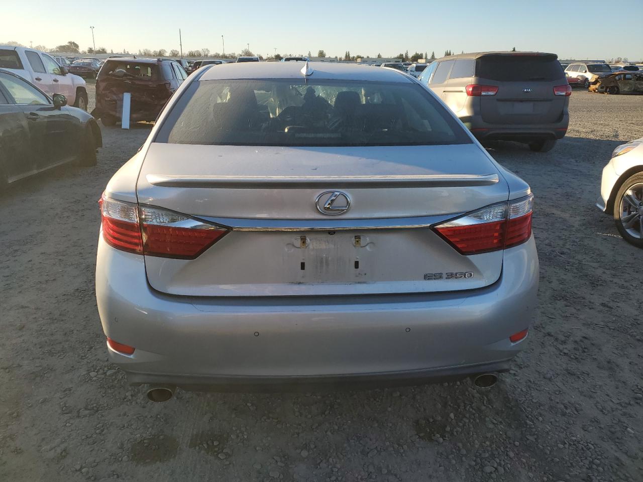 2015 Lexus ES - Image 6