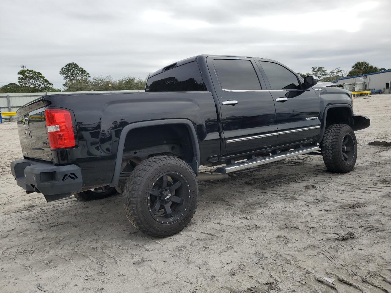 2014 GMC Sierra - Image 3