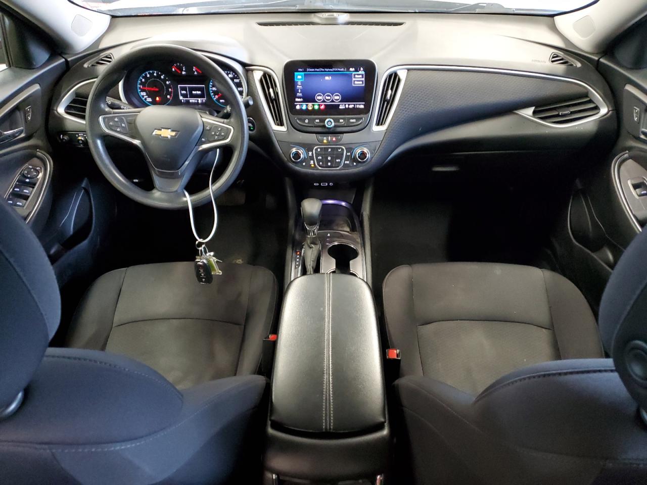 2022 Chevrolet Malibu - Image 8