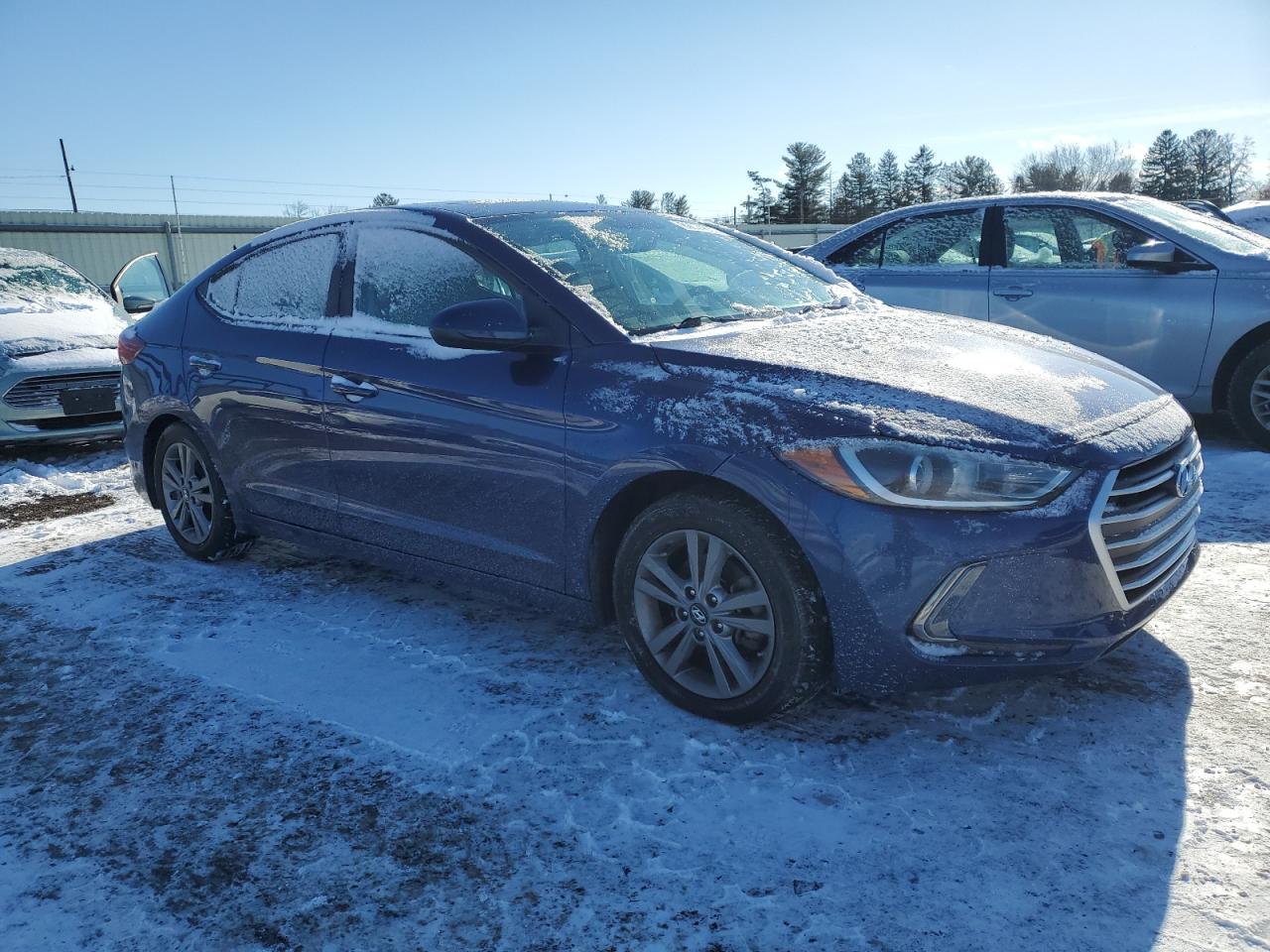 2017 Hyundai Elantra - Image 4