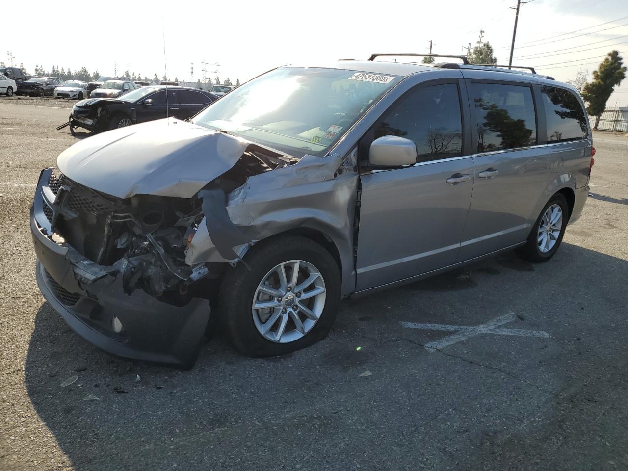 2019 Dodge Caravan - Image 1