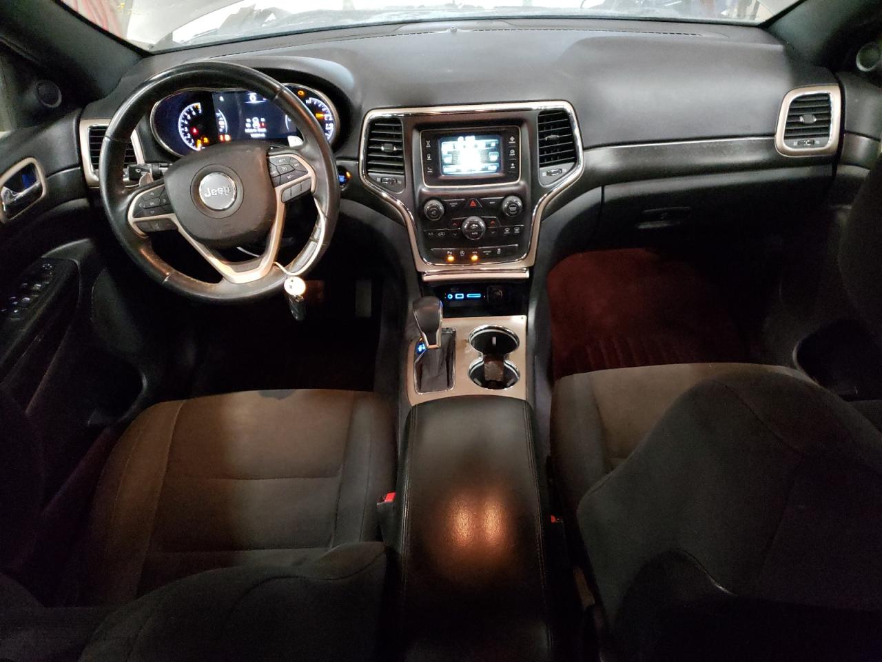 2017 Jeep Grand Cherokee - Image 8