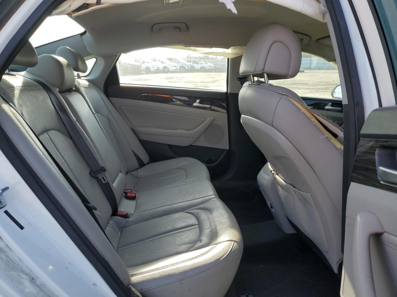 2015 Hyundai Sonata - Image 10