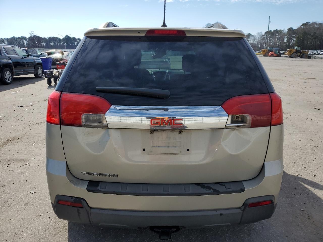 2013 GMC Terrain - Image 6