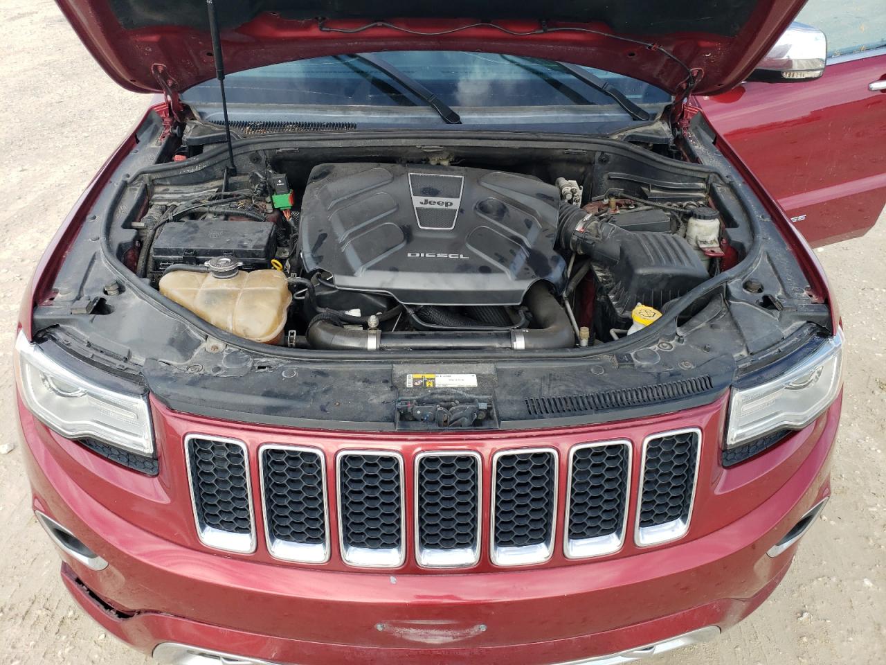 2015 Jeep Grand Cherokee - Image 12