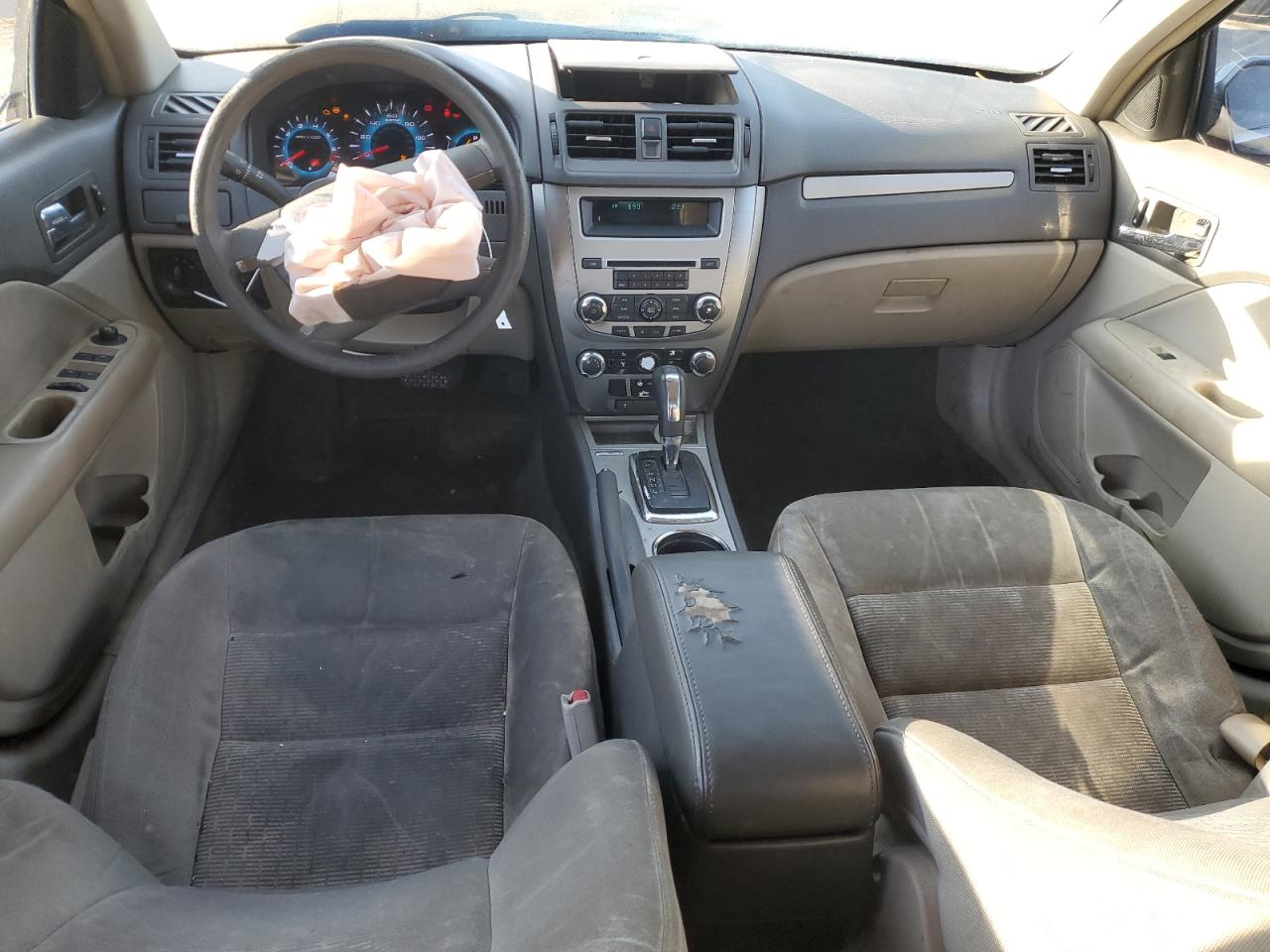 2010 Ford Fusion - Image 8