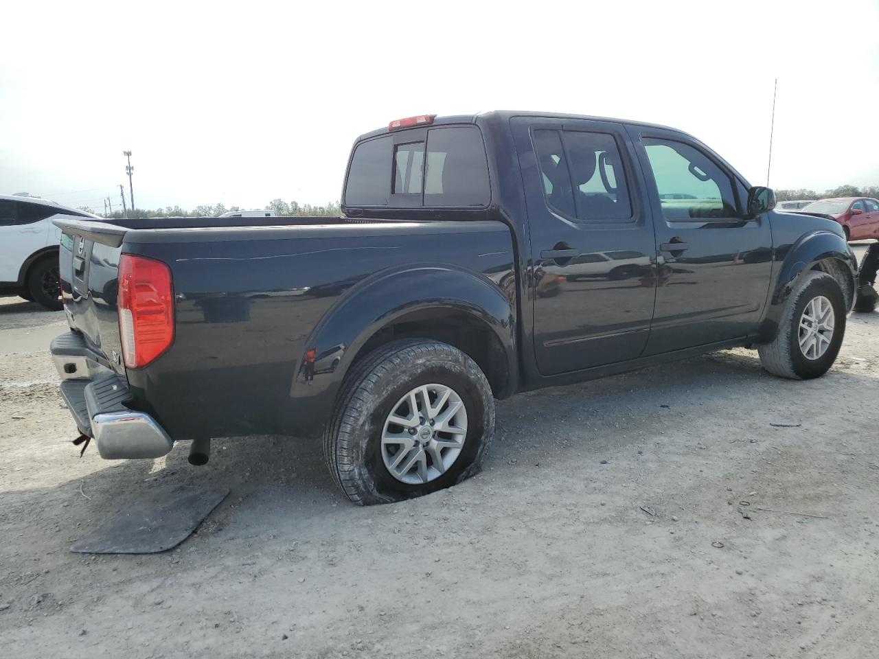 2019 Nissan Navara (Frontier) - Image 3