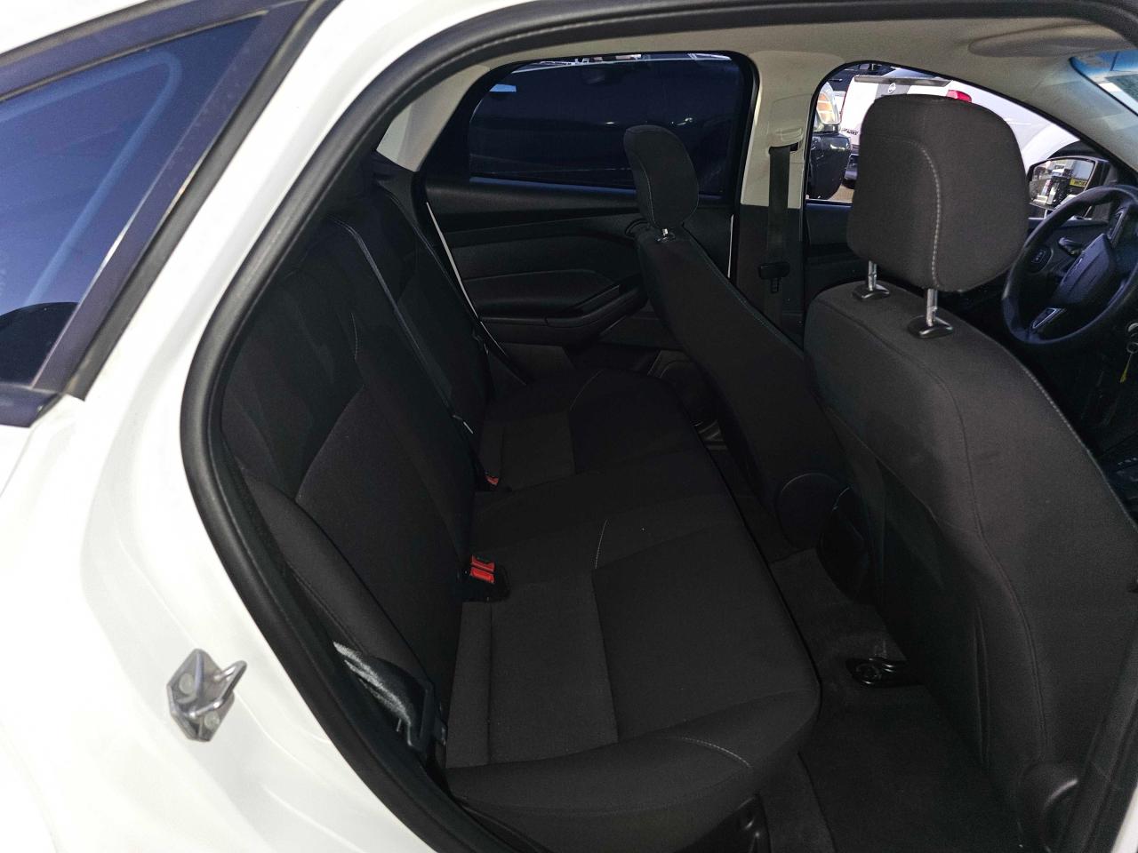2015 Ford Focus - Image 6