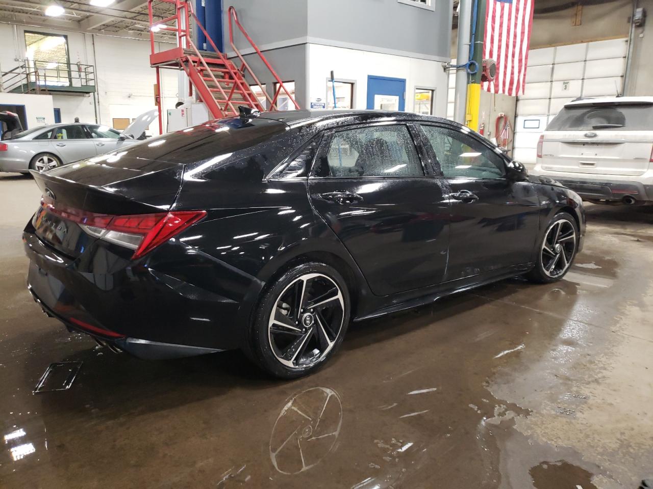 2023 Hyundai Elantra - Image 3